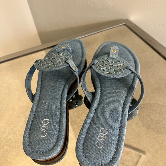 Cato Slippers - Picture 3 of 4